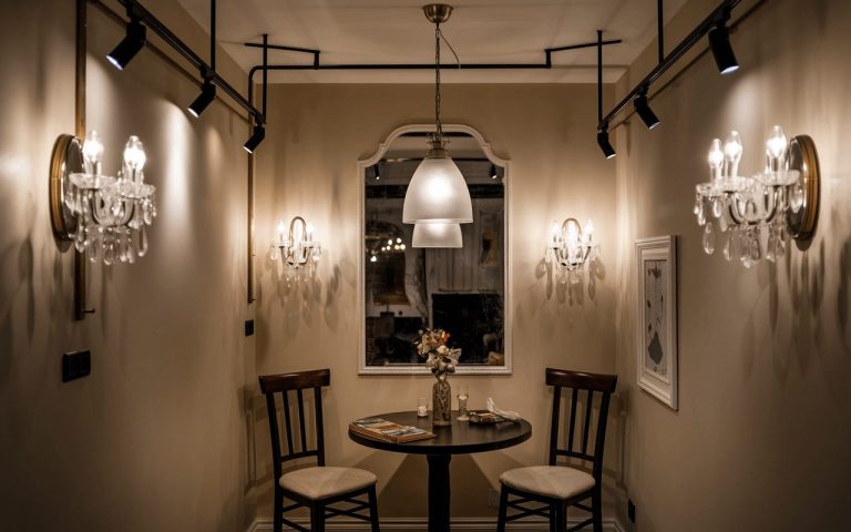 small dining room lighting ideas​